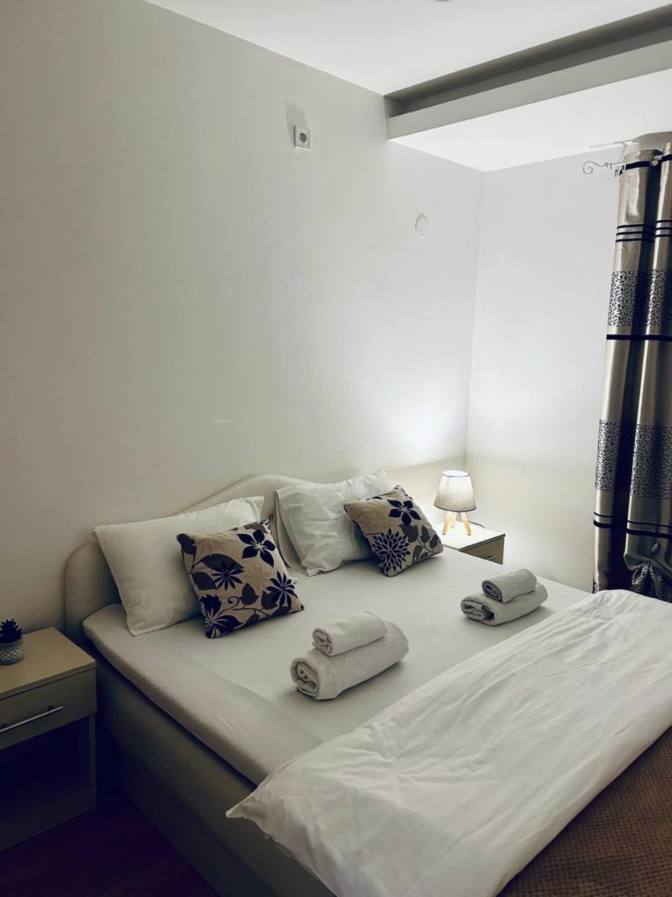 Apartmani Stari Grad Sutomore Exterior photo